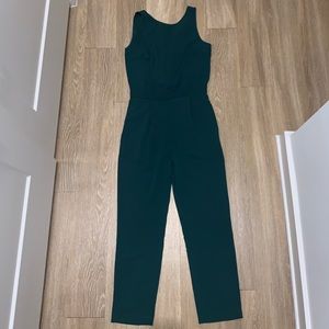 Hunter green jumpsuit with pockets | size medium